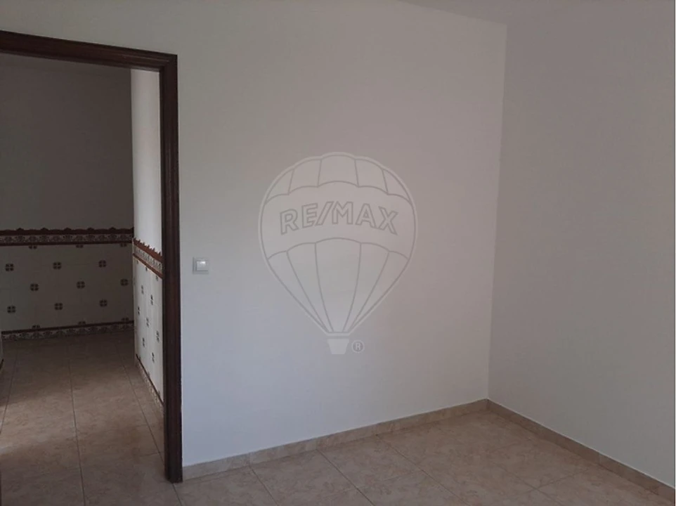 Apartamento T3 para Venda em Santo Antonio da Charneca Foto 9