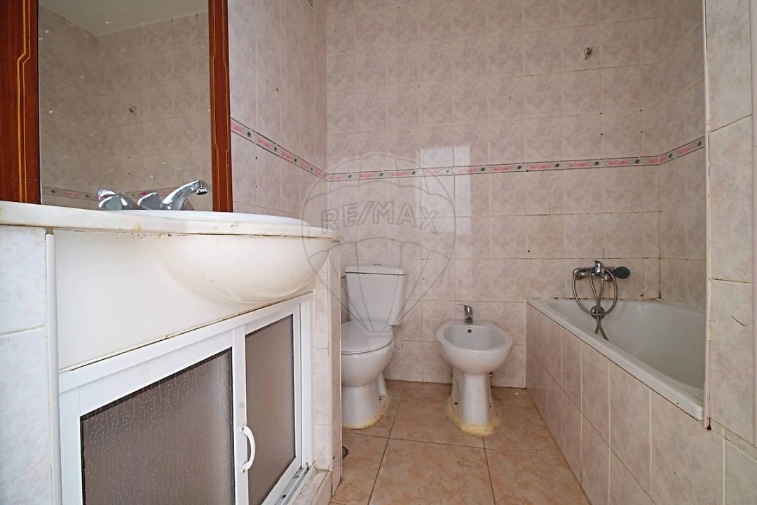 Apartamento T3 para Venda em Santo Antonio da Charneca Foto 14
