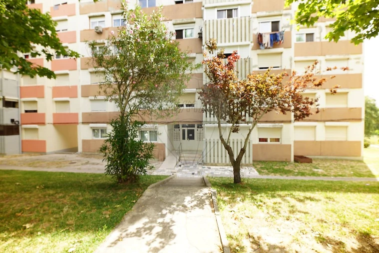 Apartamento T3 para Venda em Santo Antonio da Charneca Foto 5
