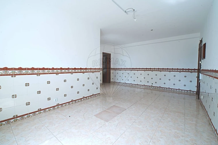 Apartamento T3 para Venda em Santo Antonio da Charneca Foto 13