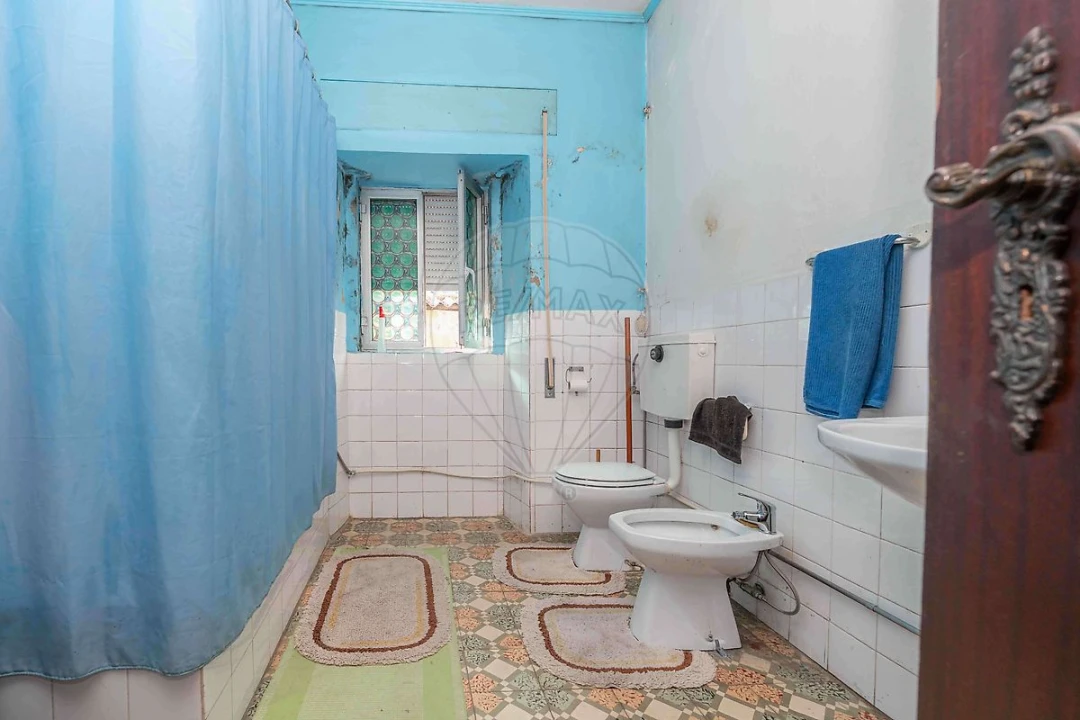 Moradia T3 para Venda em Granja do Ulmeiro Foto 36