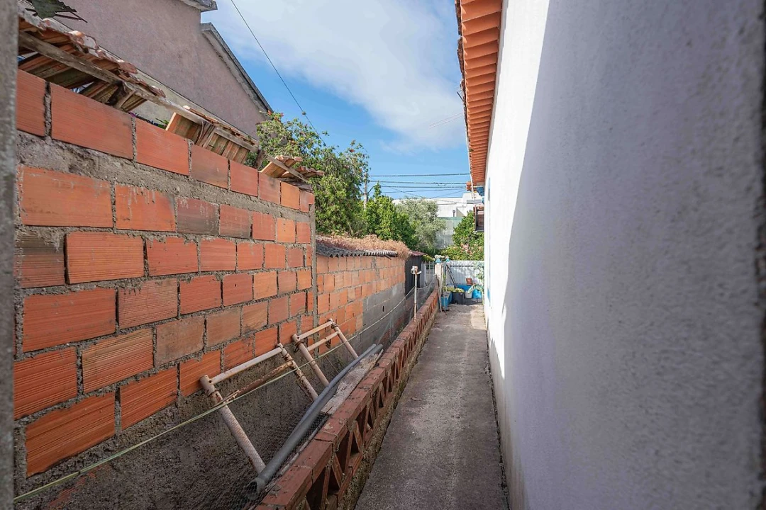 Moradia T3 para Venda em Granja do Ulmeiro Foto 23