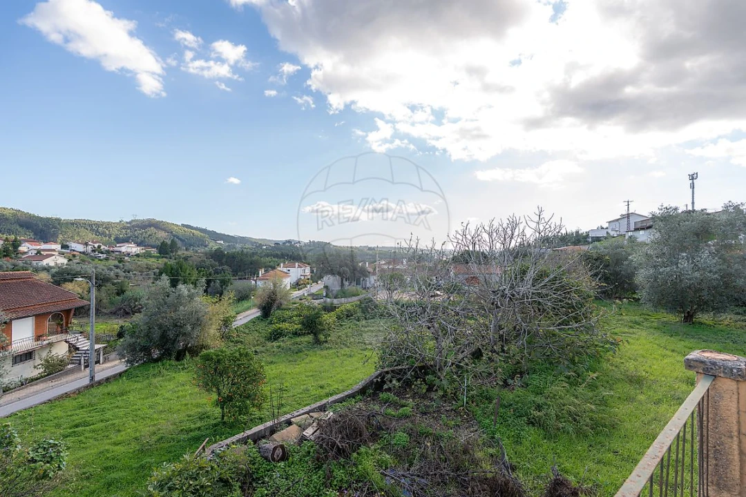 Moradia T2 para Venda em Eiras e São Paulo de Frades Foto 6