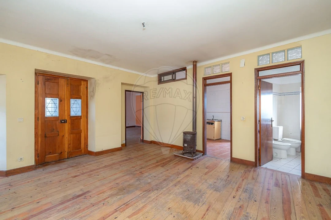 Moradia T2 para Venda em Eiras e São Paulo de Frades Foto 8