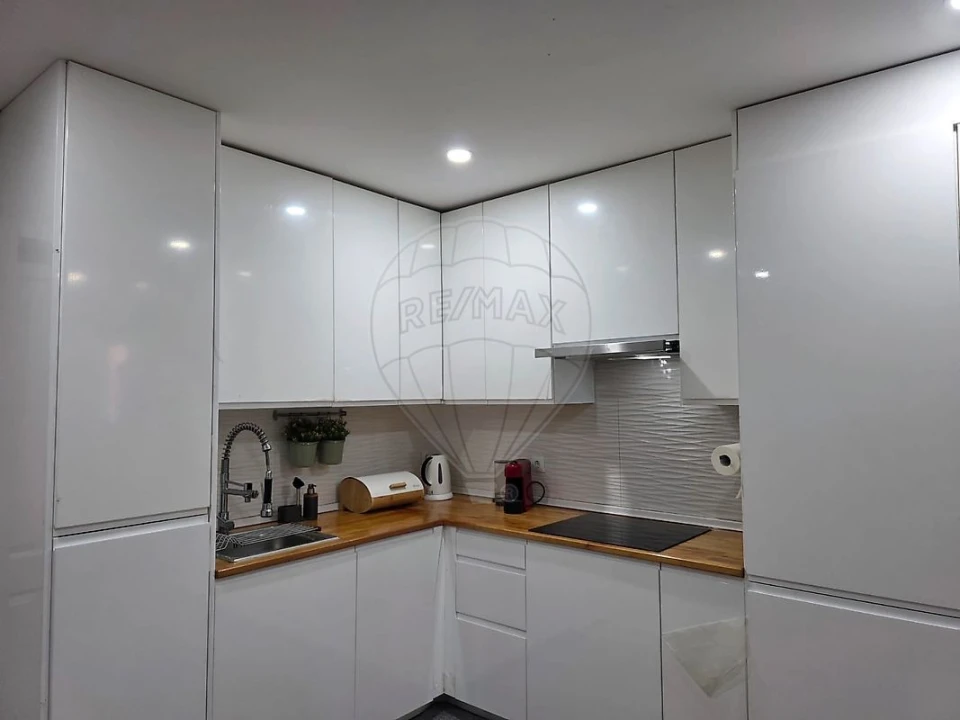 Moradia T3 para Venda em Vialonga Foto 2