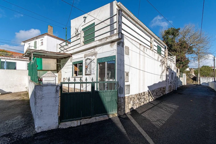 Moradia T2 para Venda em Bucelas Foto 18