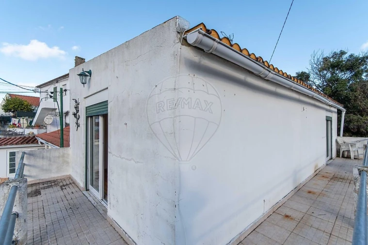 Moradia T2 para Venda em Bucelas Foto 16