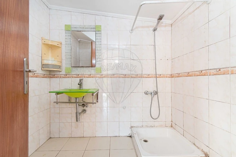 Moradia T2 para Venda em Bucelas Foto 15