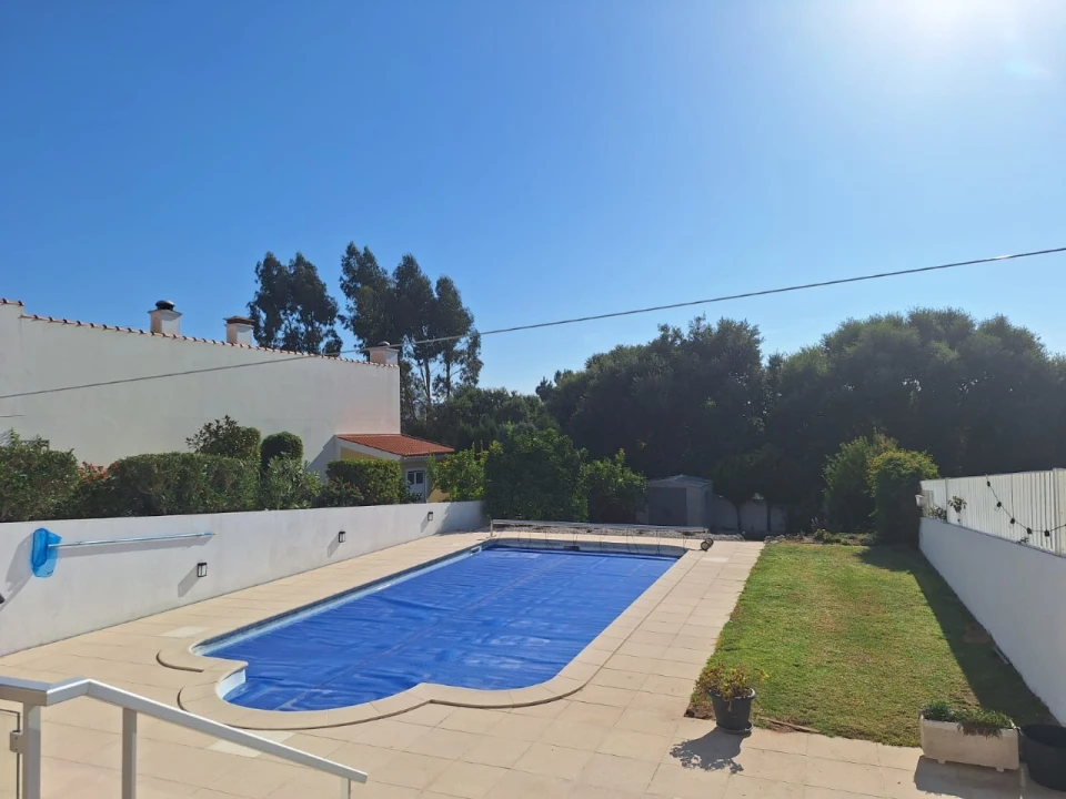 Moradia T3 para Venda em Alfeizerão Foto 7