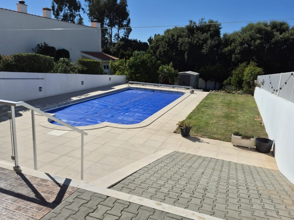 Moradia T3 para Venda em Alfeizerão Foto 15