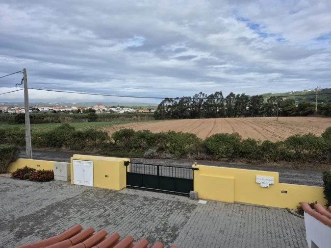 Moradia T3 para Venda em Alfeizerão Foto 17