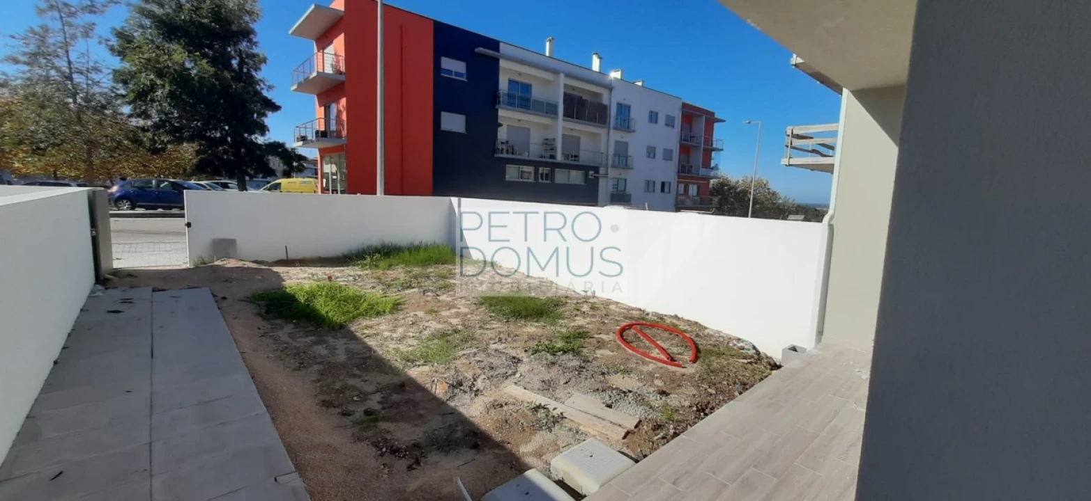 Moradia T4 para Venda em Leiria, Pousos, Barreira e Cortes Foto 2
