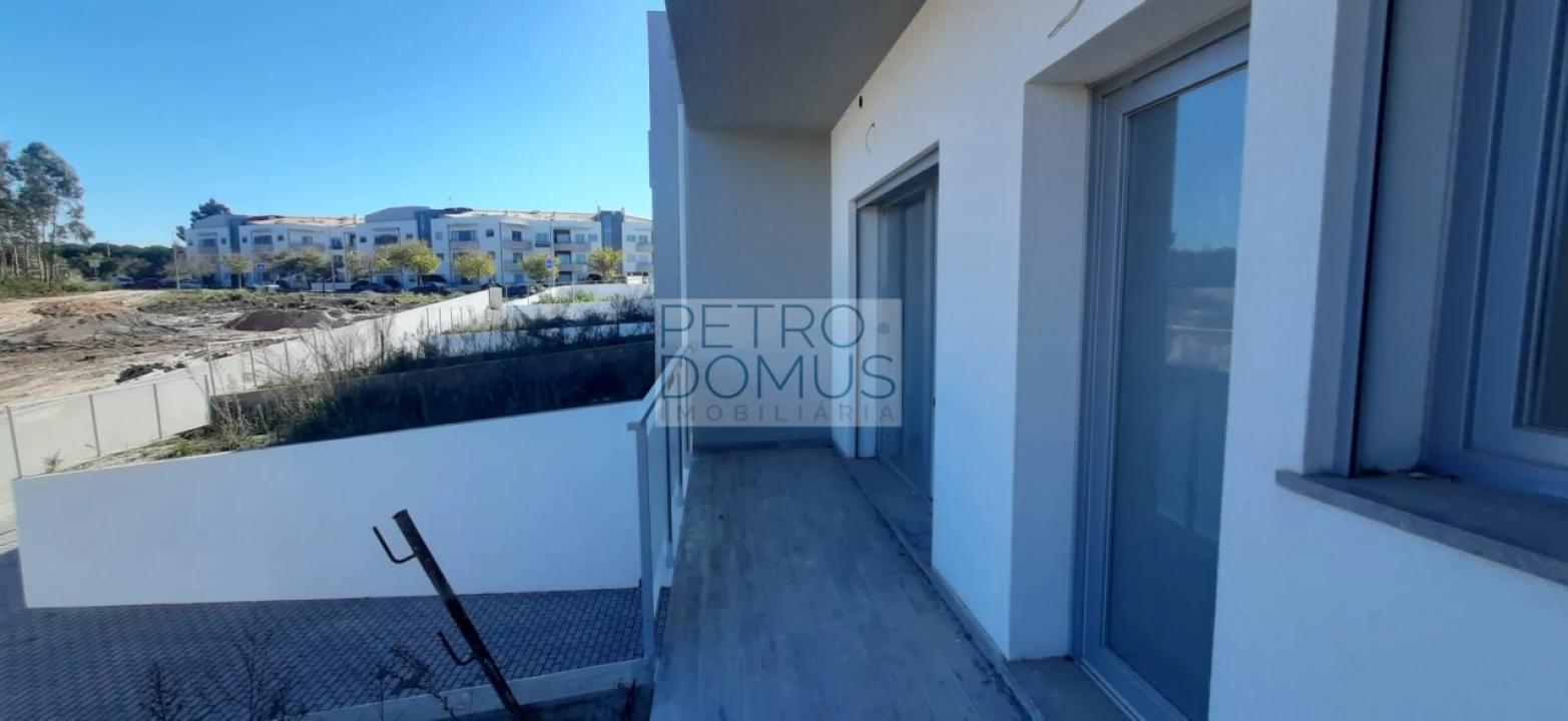 Moradia T4 para Venda em Leiria, Pousos, Barreira e Cortes Foto 5