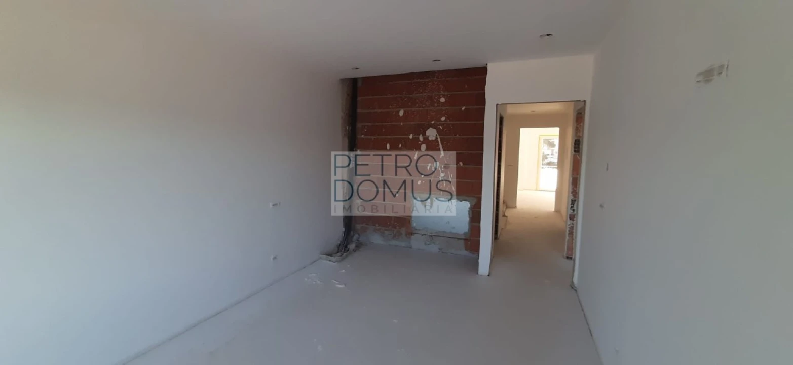 Moradia T4 para Venda em Leiria, Pousos, Barreira e Cortes Foto 14