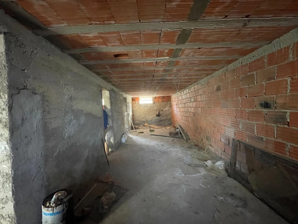 Prédio para Venda em Sé, Santa Maria e Meixedo Foto 35