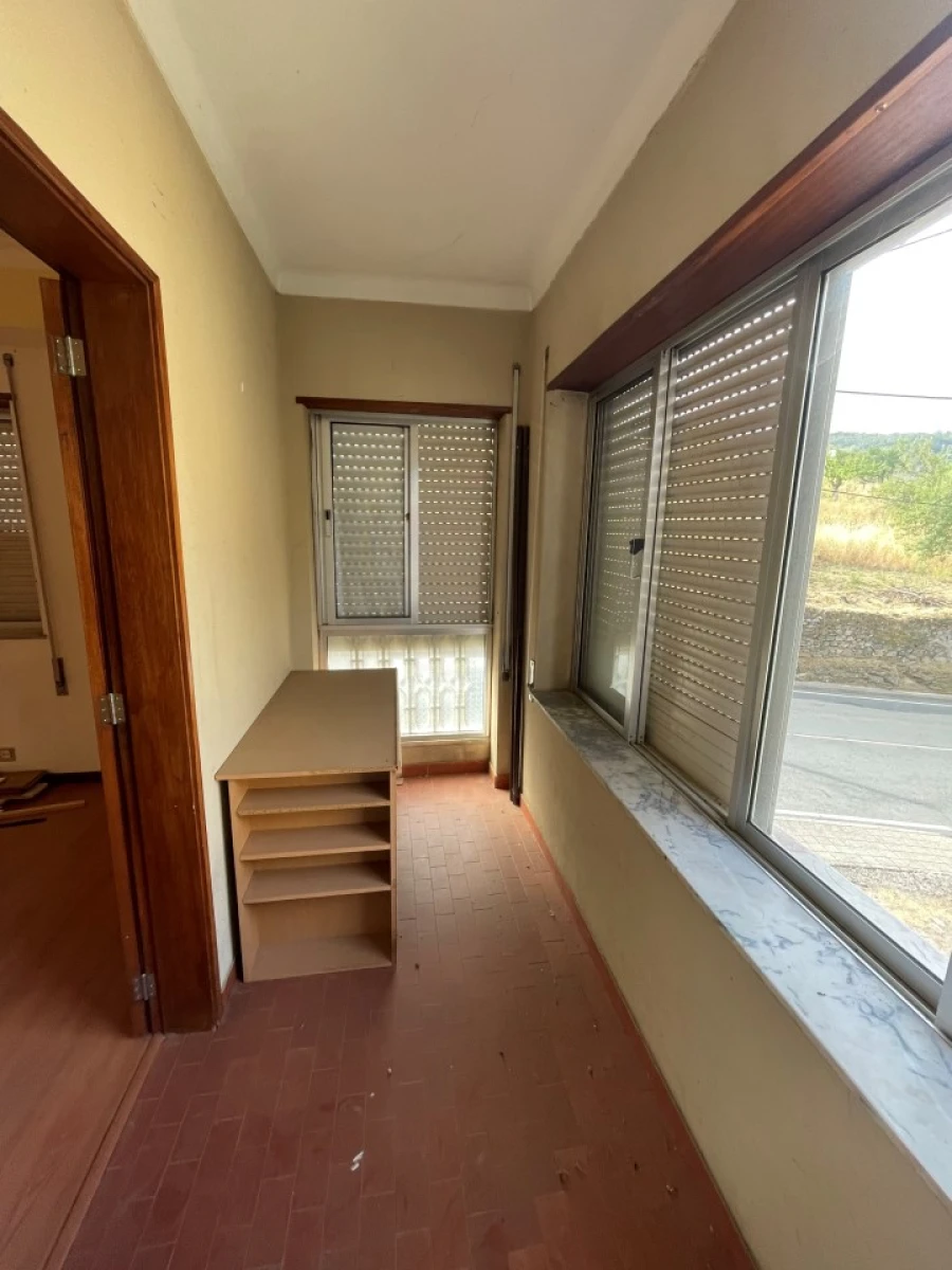 Prédio para Venda em Sé, Santa Maria e Meixedo Foto 21