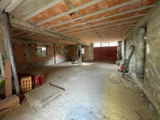 Prédio para Venda em Sé, Santa Maria e Meixedo Foto 36