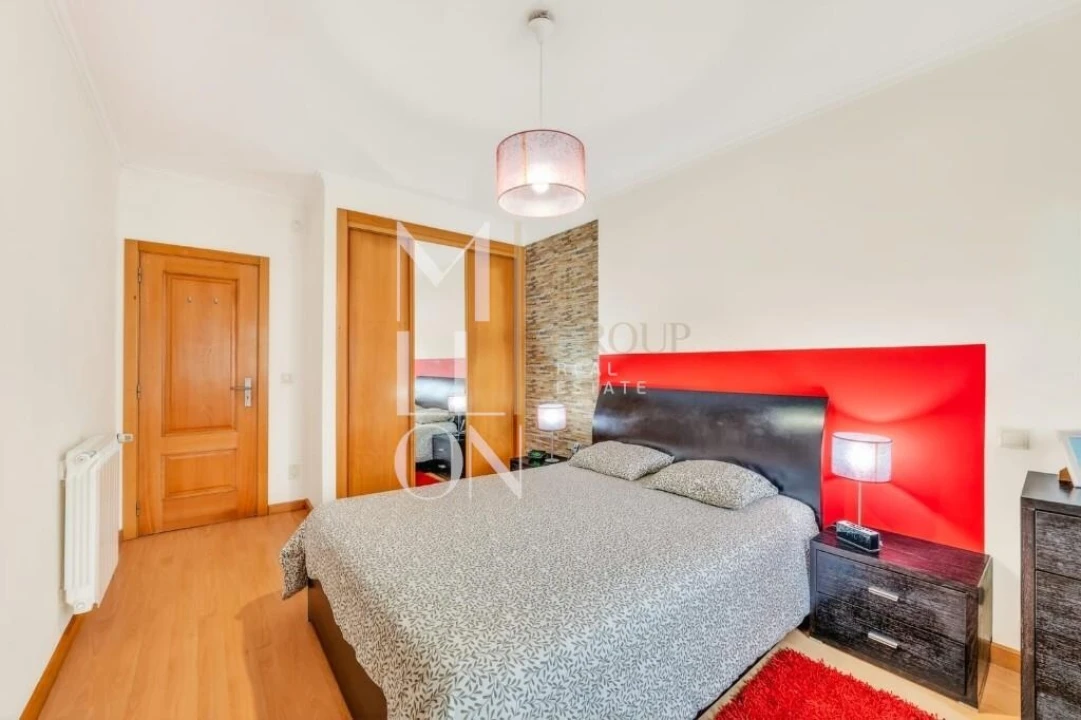 Moradia T2 para Venda em Ramada e Caneças Foto 16