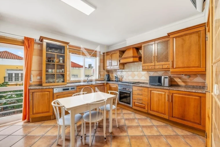 Moradia T2 para Venda em Ramada e Caneças Foto 7