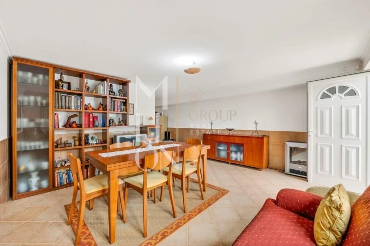 Moradia T2 para Venda em Ramada e Caneças Foto 10