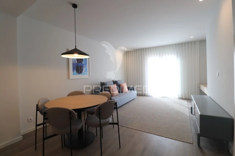 Apartamento T1 para Venda em Azurem Foto 7