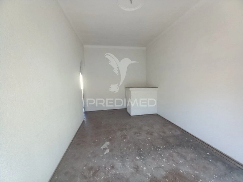 Apartamento T1 para Venda em Baixa da Banheira e Vale da Amoreira Foto 2