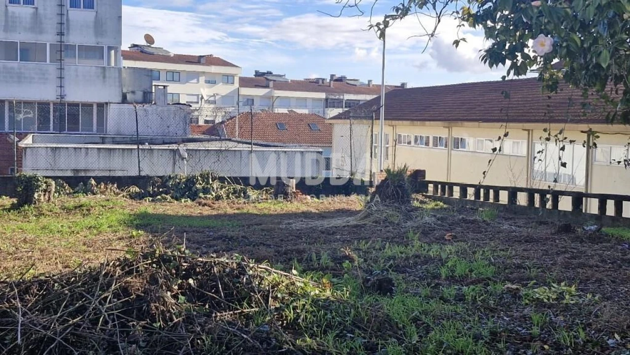 Terreno para Venda em São João da Madeira Foto 14