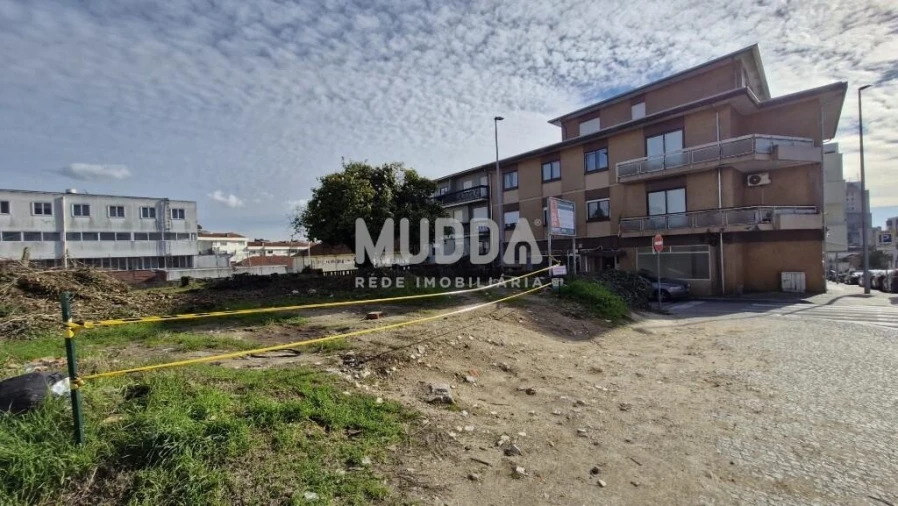 Terreno para Venda em São João da Madeira Foto 17