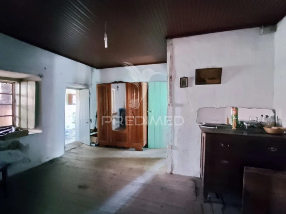 Moradia T2 para Venda em Atouguia Foto 7