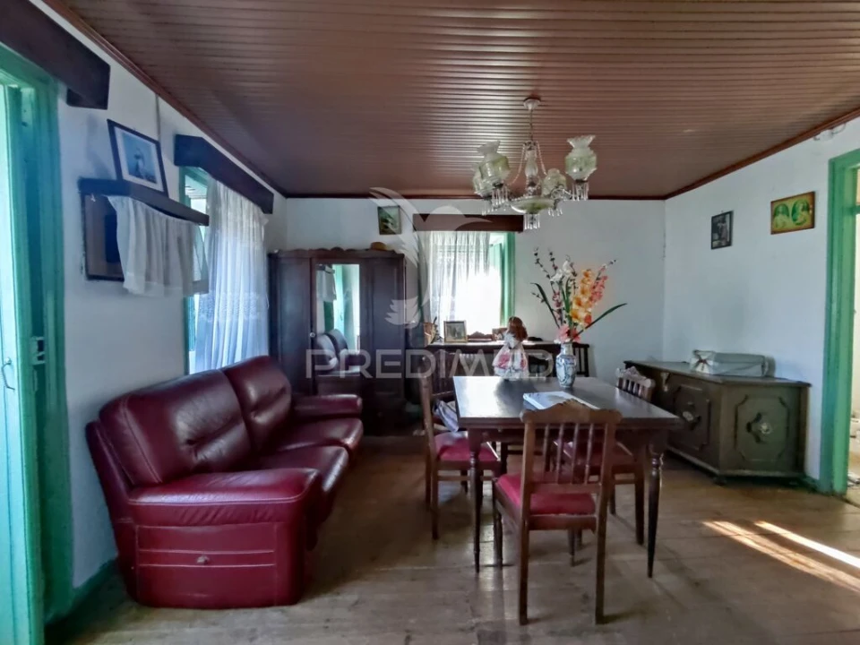 Moradia T2 para Venda em Atouguia Foto 5