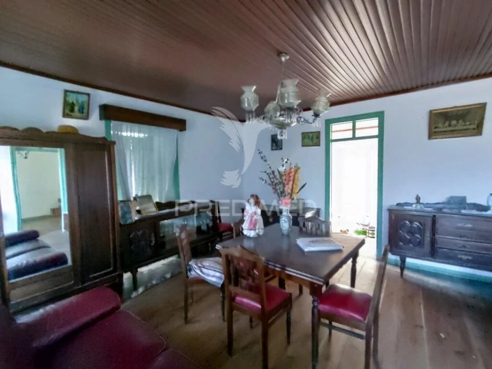 Moradia T2 para Venda em Atouguia Foto 4