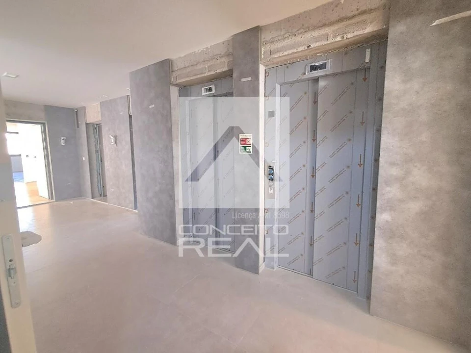 Apartamento T2 para Venda em Mafamude e Vilar do Paraíso Foto 3