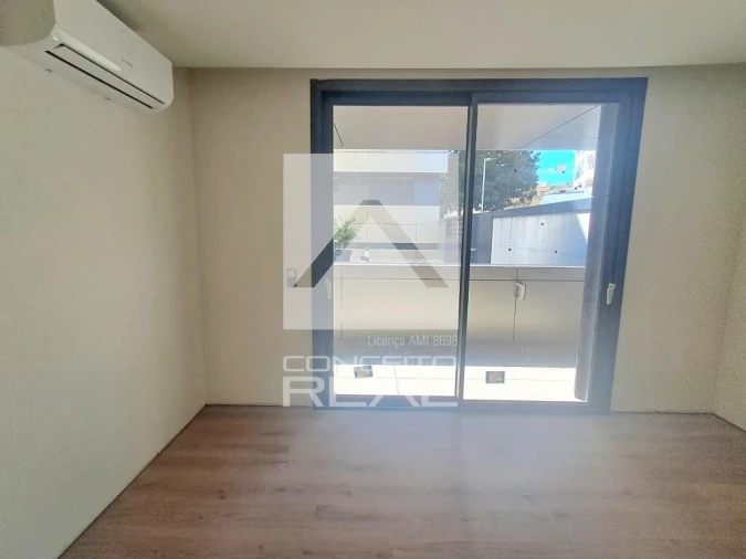 Apartamento T2 para Venda em Mafamude e Vilar do Paraíso Foto 29