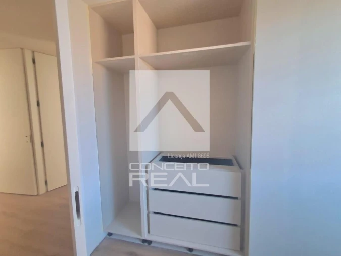 Apartamento T2 para Venda em Mafamude e Vilar do Paraíso Foto 46