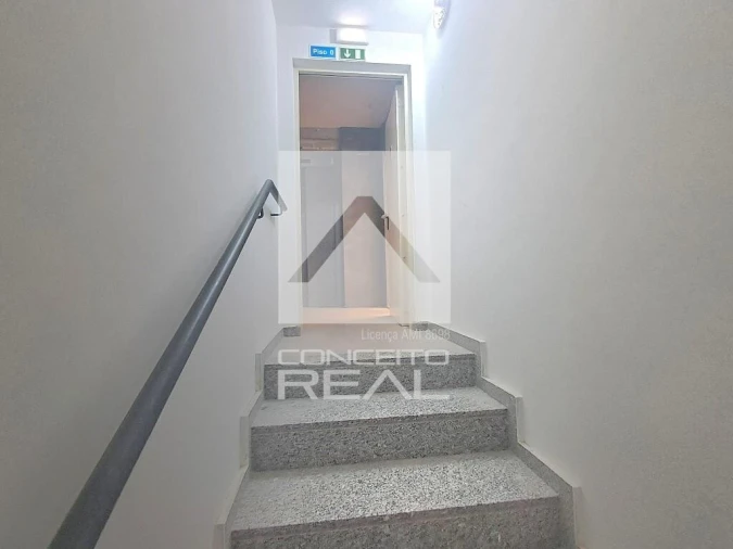 Apartamento T2 para Venda em Mafamude e Vilar do Paraíso Foto 51