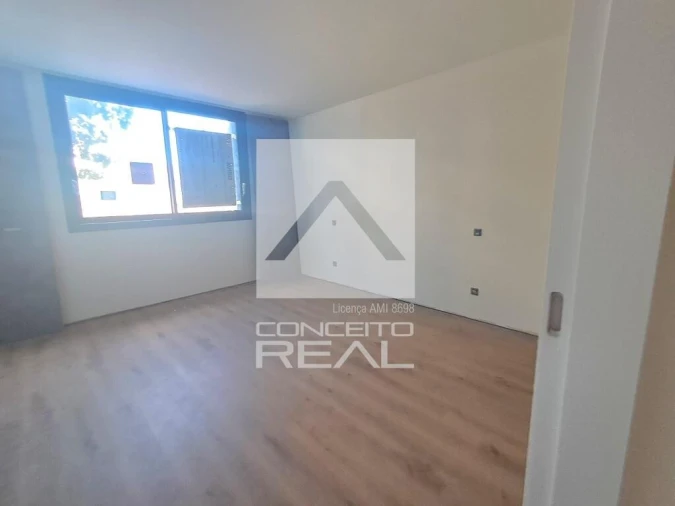 Apartamento T2 para Venda em Mafamude e Vilar do Paraíso Foto 34