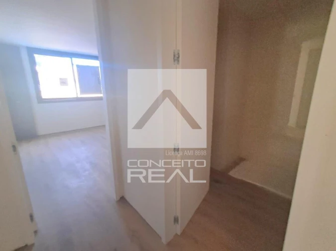 Apartamento T2 para Venda em Mafamude e Vilar do Paraíso Foto 35