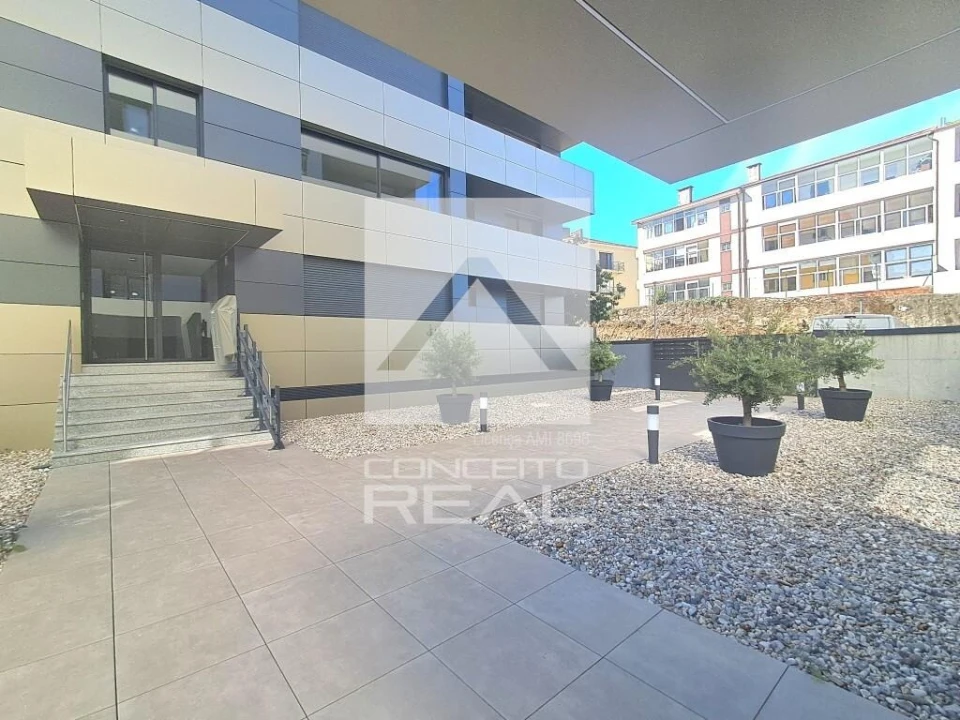 Apartamento T2 para Venda em Mafamude e Vilar do Paraíso Foto 1