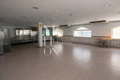 Moradia T3 para Venda em São Domingos de Rana