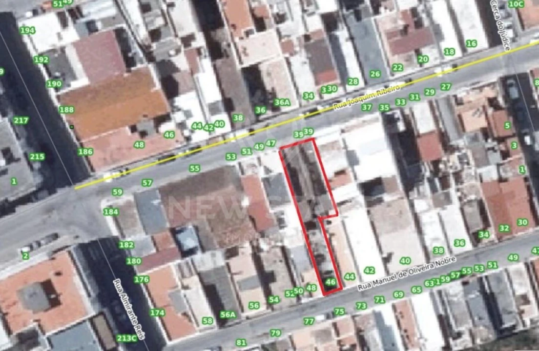 Moradia T5 para Venda em Olhão Foto 15