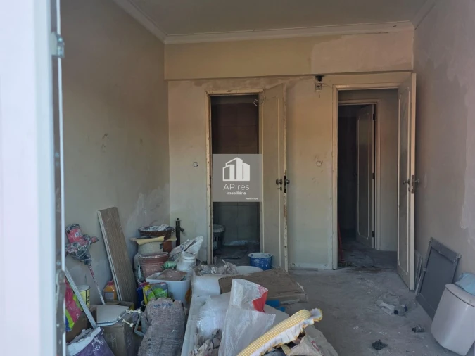 Apartamento T3 para Venda em Laranjeiro e Feijó Foto 16