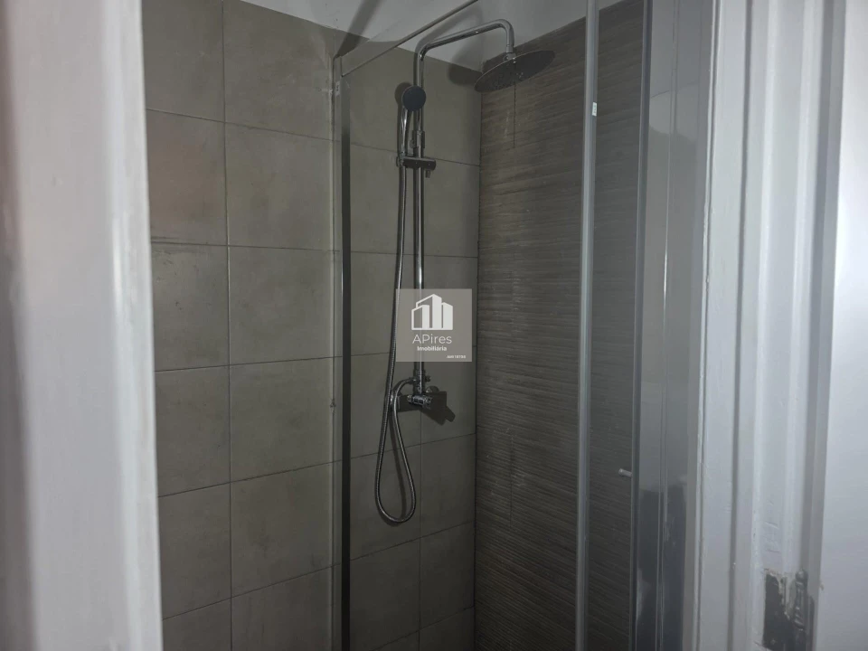 Apartamento T3 para Venda em Laranjeiro e Feijó Foto 17