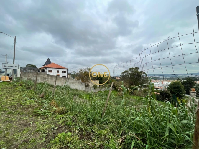 Terreno para Venda em Loures Foto 10