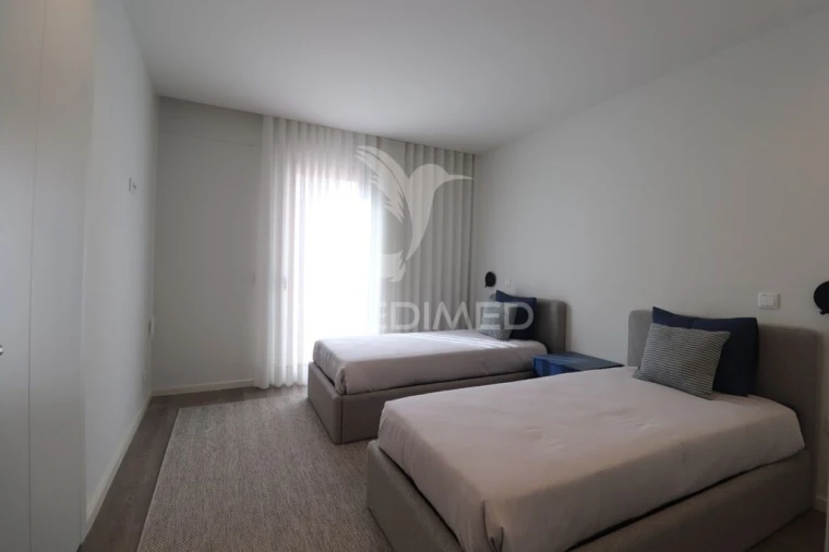 Apartamento T1 para Venda em Azurem Foto 12