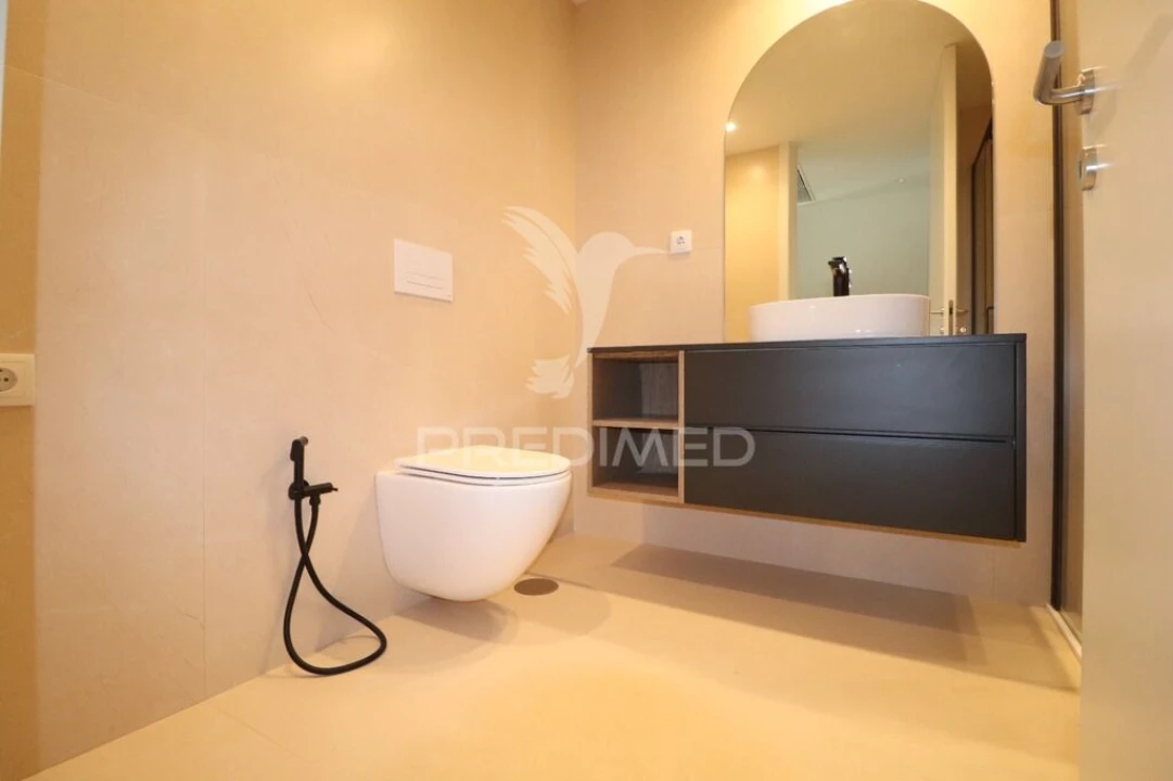 Apartamento T1 para Venda em Azurem Foto 2