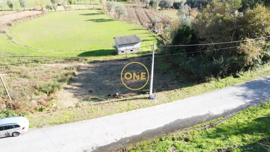 Terreno para Venda em Marrancos e Arcozelo Foto 2