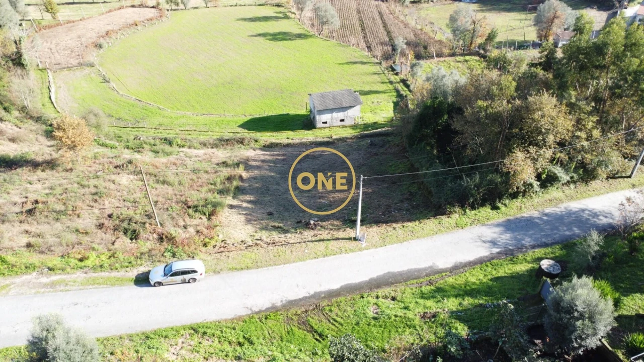 Terreno para Venda em Marrancos e Arcozelo Foto 1