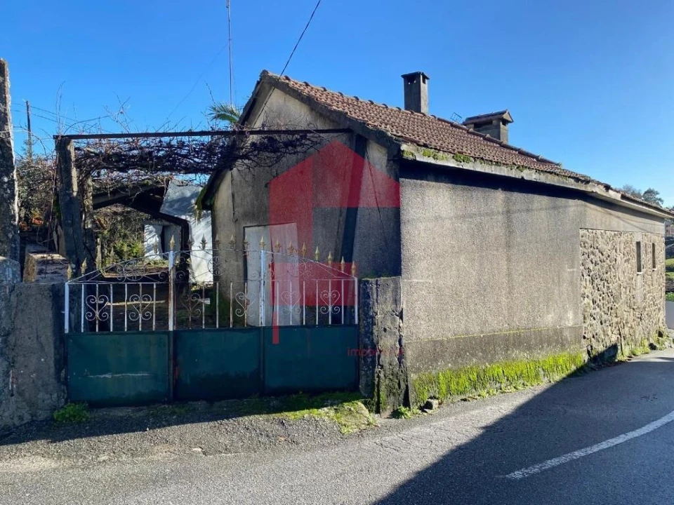 Moradia T2 para Venda em Pico de Regalados, Gondiães e Mós Foto 24