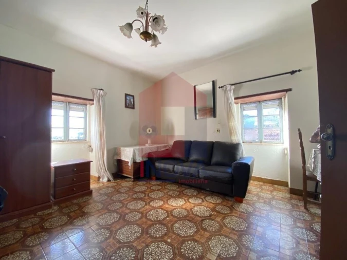 Moradia T2 para Venda em Pico de Regalados, Gondiães e Mós Foto 3