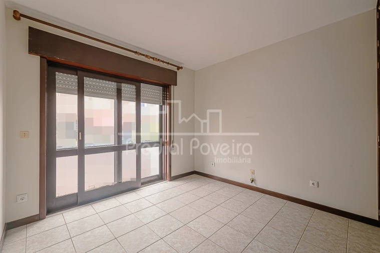 Apartamento T2 para Venda em Aver-O-Mar, Amorim e Terroso Foto 11